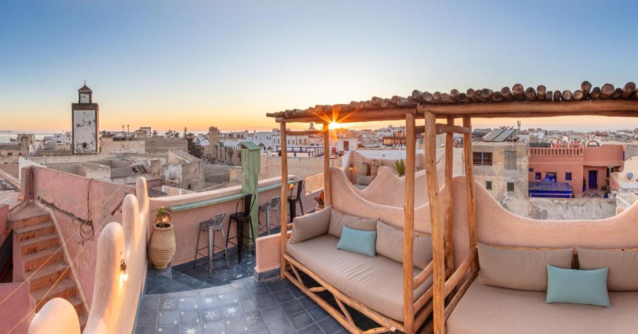 Mama Lova Hotel, Riad, Restaurant & Spa As-Suwajra Zewnętrze zdjęcie