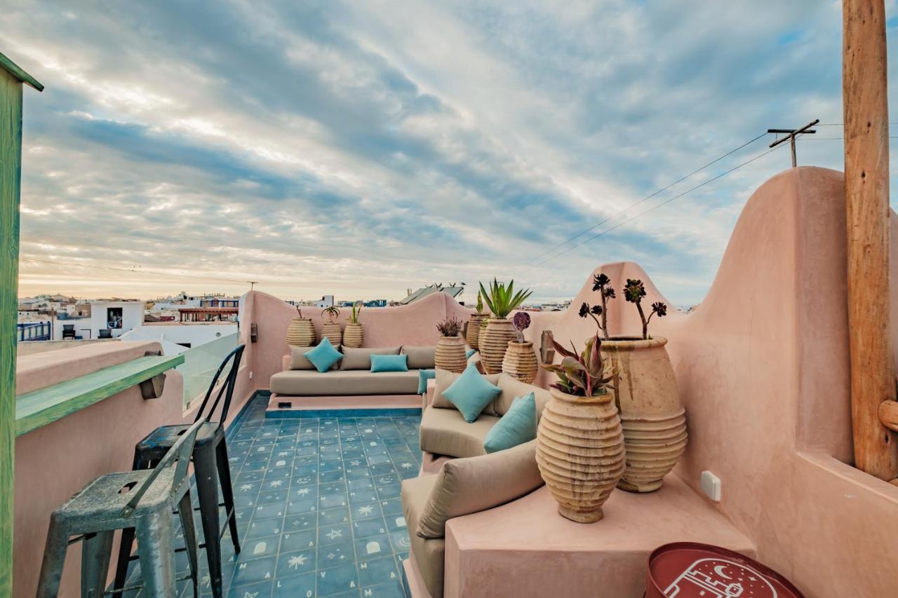Mama Lova Hotel, Riad, Restaurant & Spa As-Suwajra Zewnętrze zdjęcie