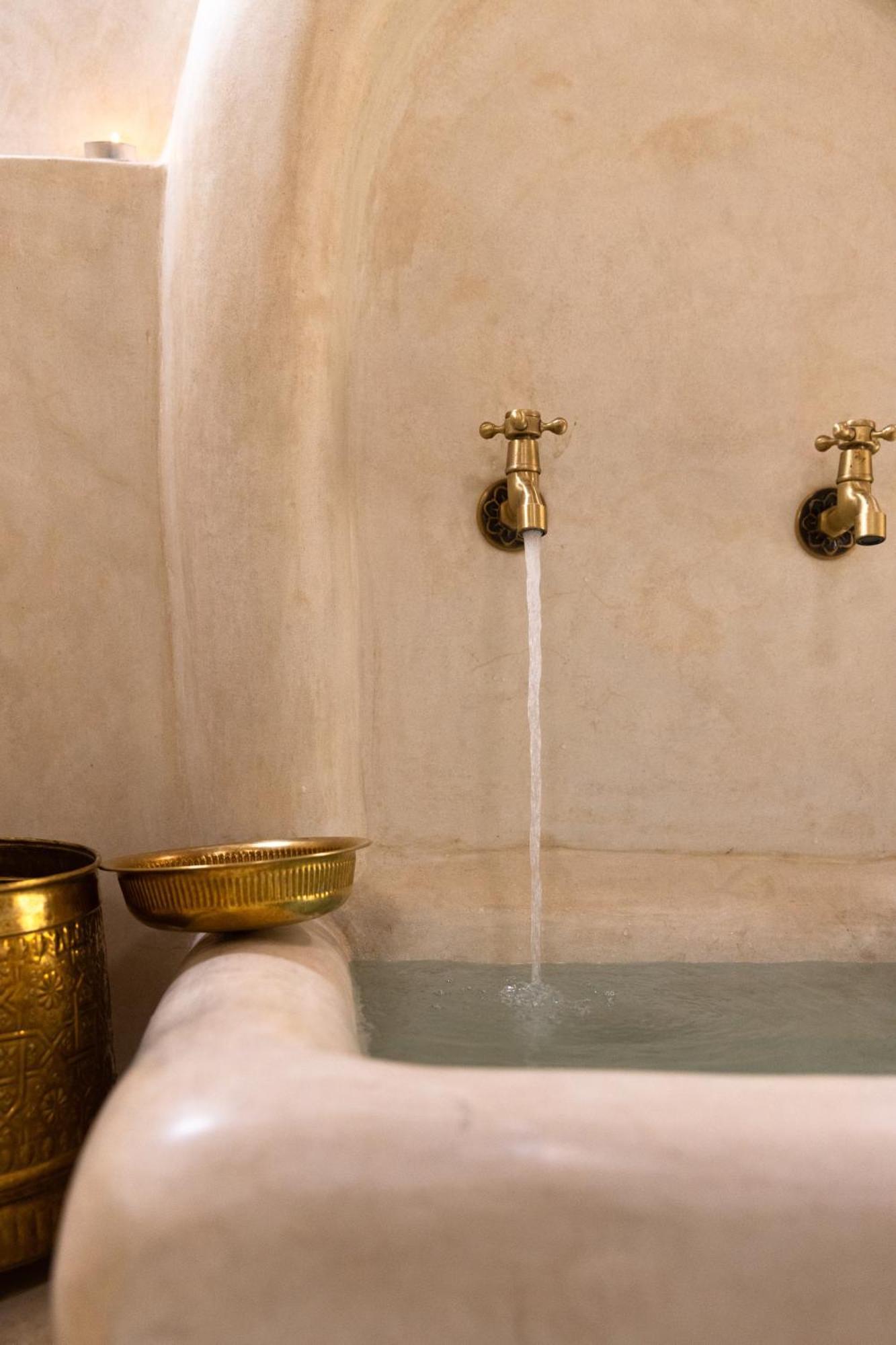 Mama Lova Hotel, Riad, Restaurant & Spa As-Suwajra Zewnętrze zdjęcie